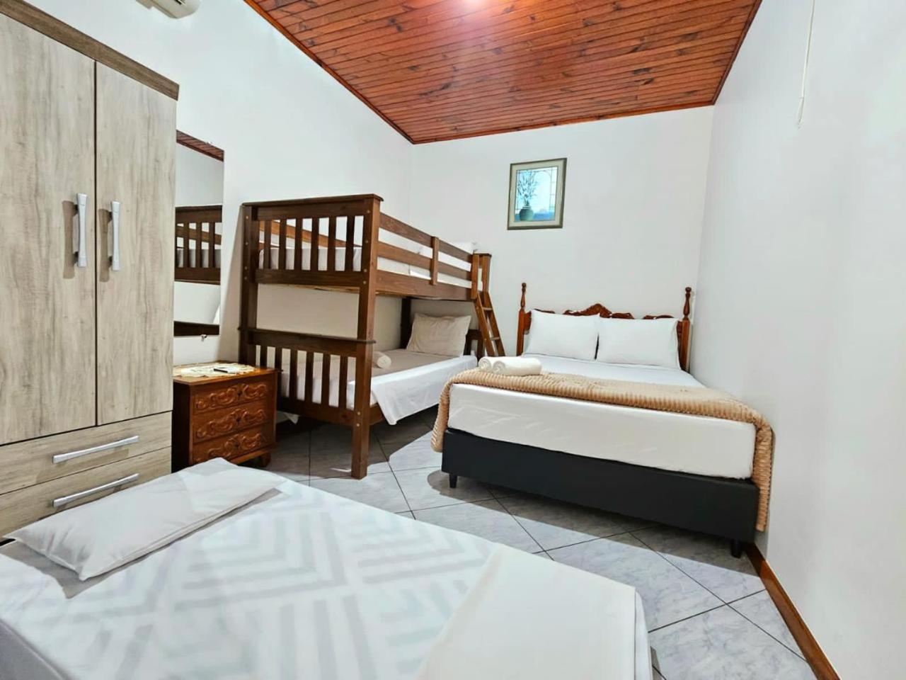 Casa De Ferias Em Foz Do Iguacu Villa Eksteriør bilde